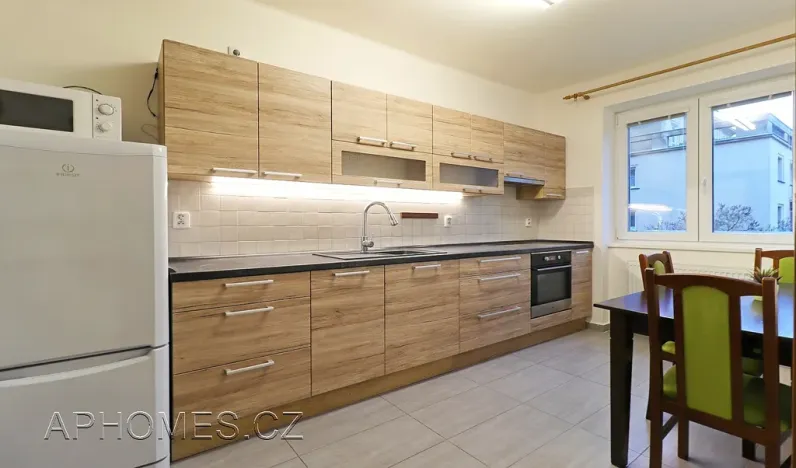 Pronájem bytu 2+1, Praha - Vokovice, Na dlouhém lánu, 56 m2