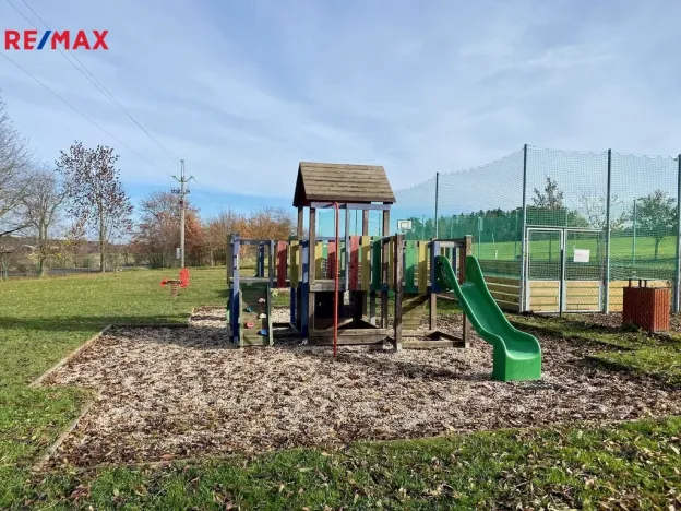 Pronájem rodinného domu, Mukařov - Srbín, Na Kopci, 103 m2