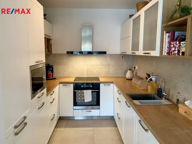 Pronájem rodinného domu, Mukařov - Srbín, Na Kopci, 103 m2