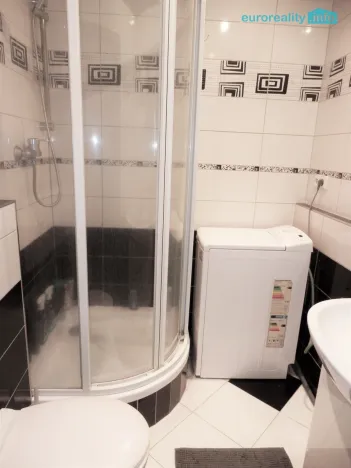 Prodej bytu 1+kk, Praha, 27 m2