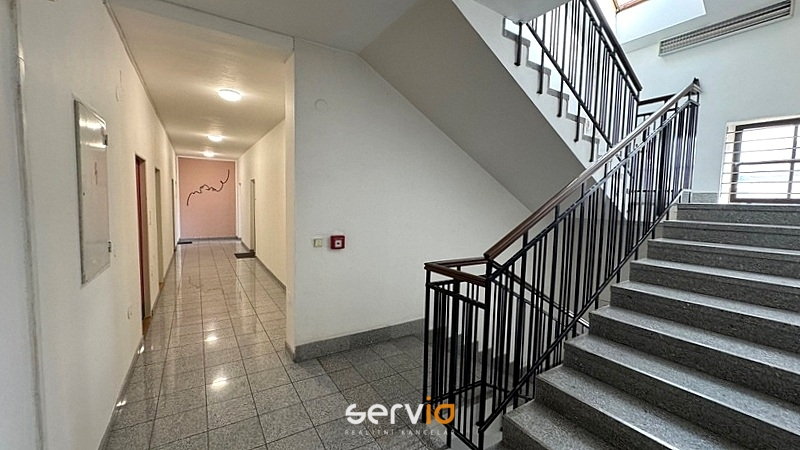 Pronájem kanceláře, Brno, Husova, 69 m2