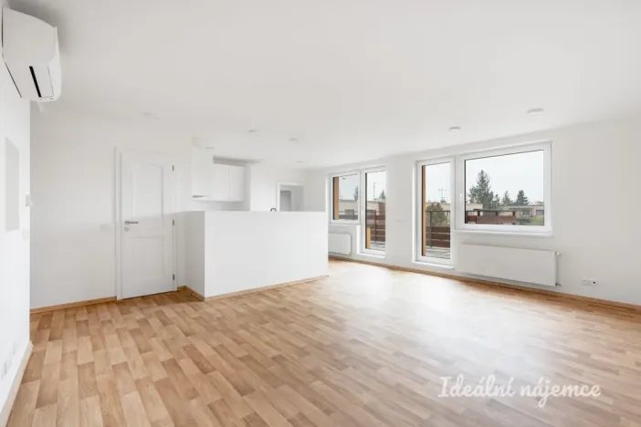 Pronájem bytu 3+kk, Praha - Čimice, Kočova, 86 m2