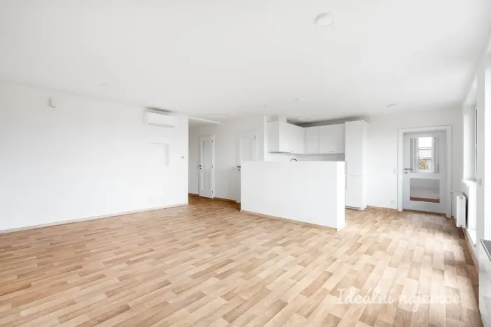 Pronájem bytu 3+kk, Praha - Čimice, Kočova, 86 m2