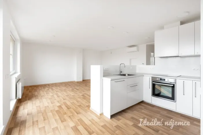 Pronájem bytu 3+kk, Praha - Čimice, Kočova, 86 m2