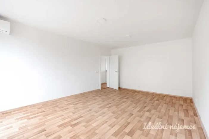 Pronájem bytu 3+kk, Praha - Čimice, Kočova, 86 m2