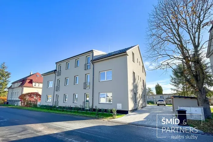 Prodej bytu 3+kk, Velim, Palackého, 66 m2