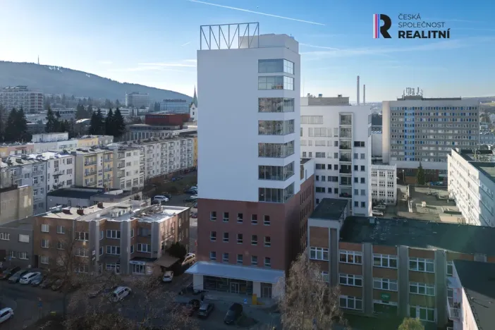 Pronájem bytu 1+kk, Zlín, Lorencova, 43 m2