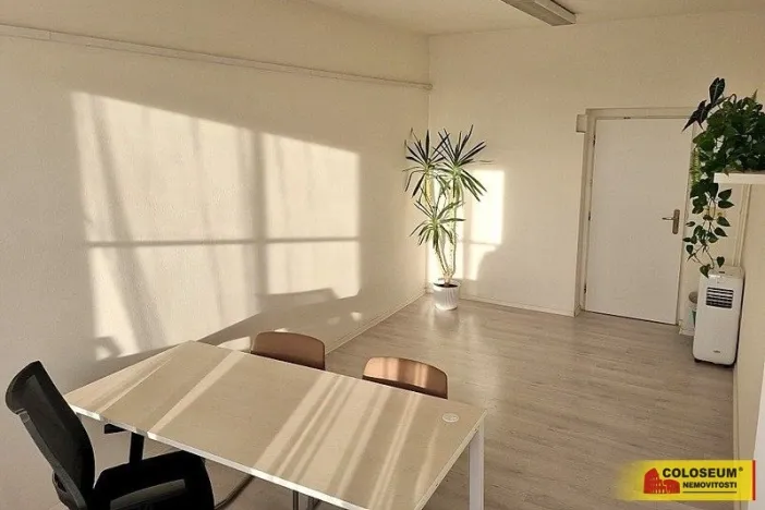 Pronájem kanceláře, Brno - Brno-město, 69 m2
