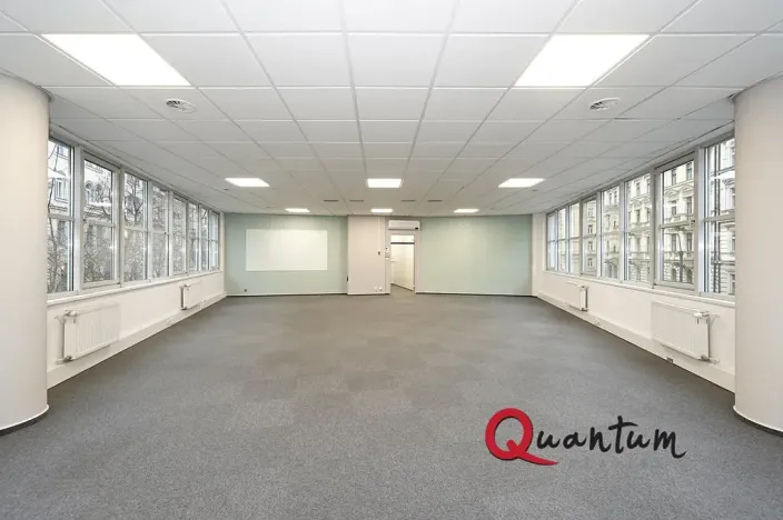 Pronájem kanceláře, Praha - Vinohrady, Šafaříkova, 131 m2