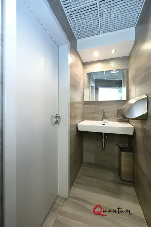 Pronájem kanceláře, Praha - Vinohrady, Šafaříkova, 131 m2