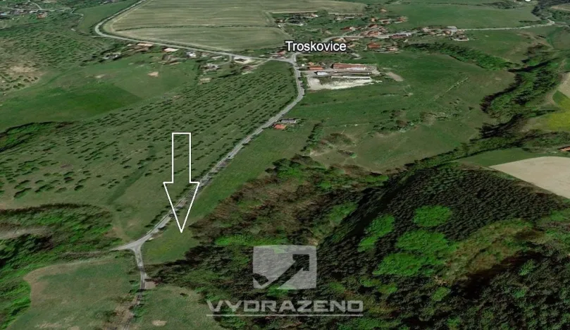 Prodej louky, Troskovice, 1058 m2