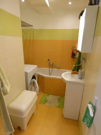Pronájem bytu 2+kk, Praha - Strašnice, Věšínova, 70 m2