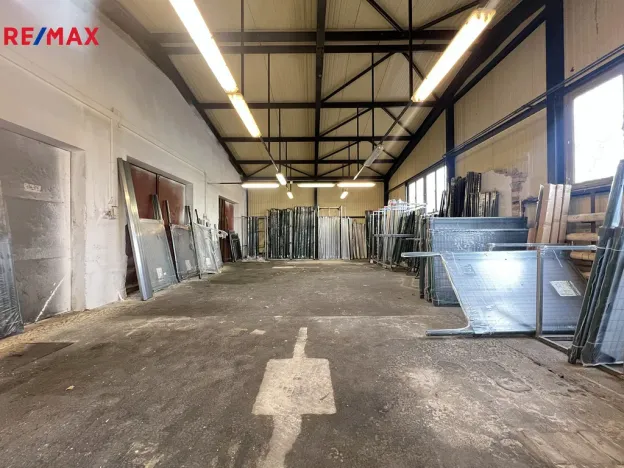 Prodej výrobních prostor, Pardubice - Studánka, Průmyslová, 600 m2