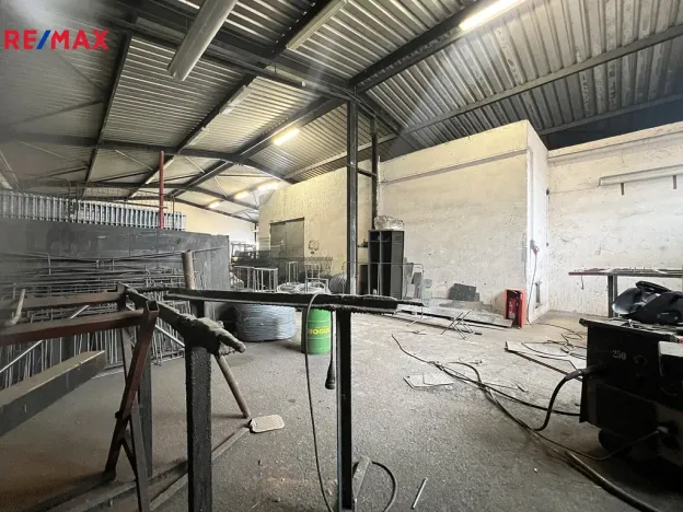 Prodej výrobních prostor, Pardubice - Studánka, Průmyslová, 600 m2