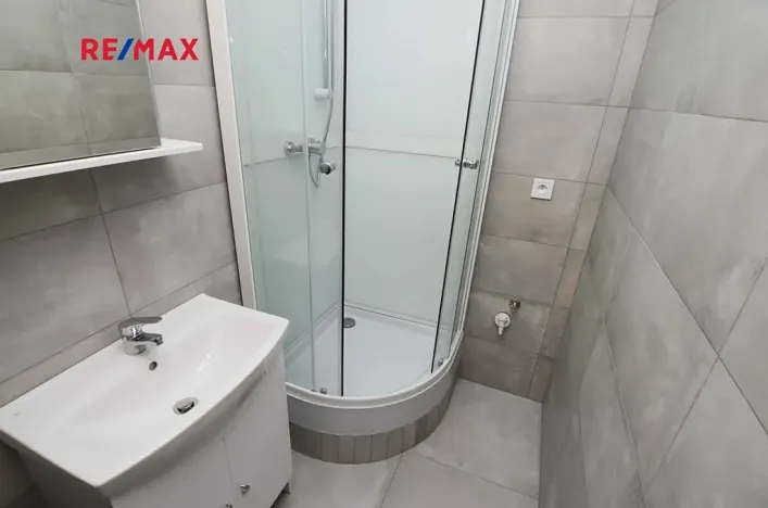 Pronájem bytu 2+kk, Praha - Vršovice, Vršovická, 45 m2