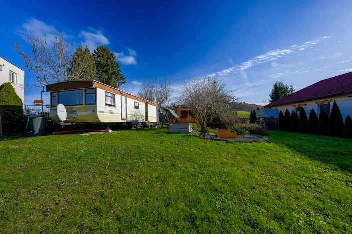 Prodej pozemku, Lukavec u Hořic, 1490 m2