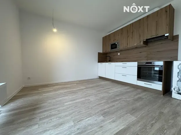 Pronájem bytu 2+kk, České Budějovice, Branišovská, 49 m2