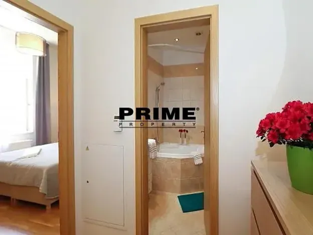 Pronájem bytu 3+kk, Praha - Vinohrady, Moravská, 65 m2