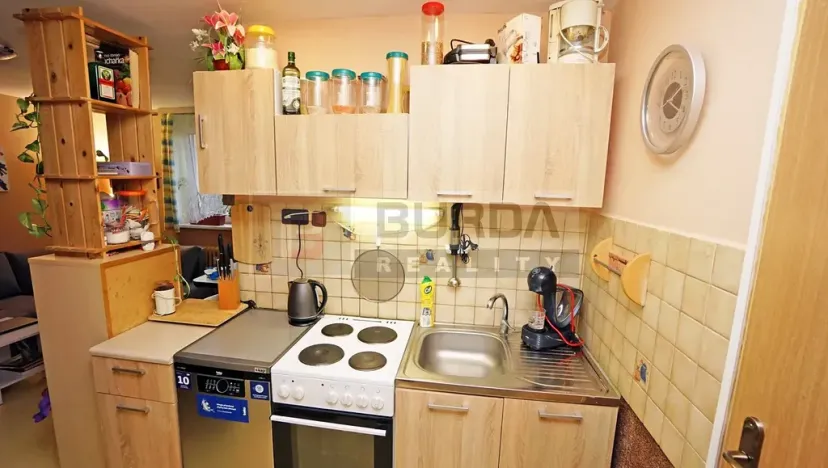 Prodej bytu 1+1, Neratovice, 28 m2