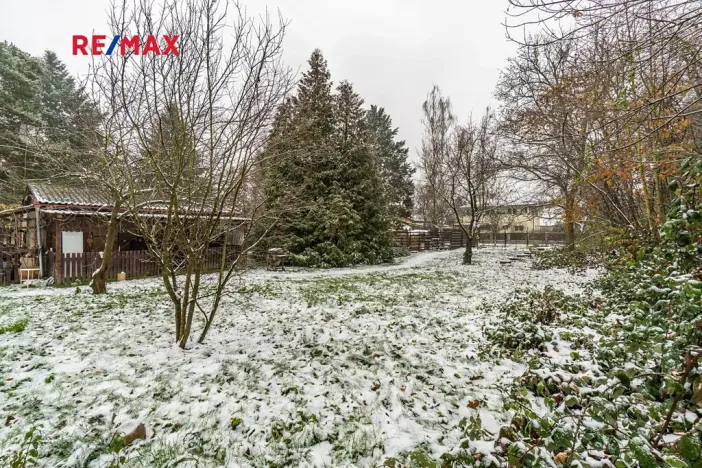 Prodej pozemku pro bydlení, Praha - Klánovice, Boušova, 1678 m2