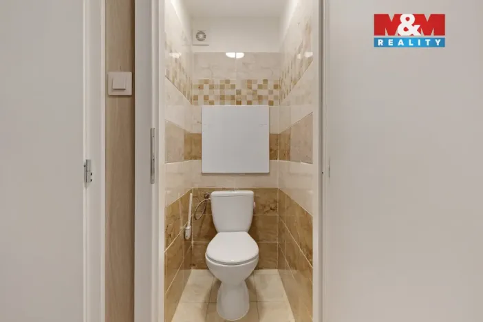 Prodej bytu 3+1, Žebrák, Sídliště, 70 m2