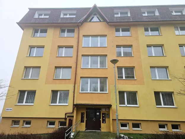 Pronájem bytu 3+1, Třebíč - Nové Dvory, Jar. Haška, 72 m2
