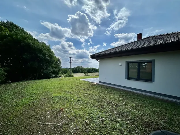 Pronájem rodinného domu, Košťany, 84 m2