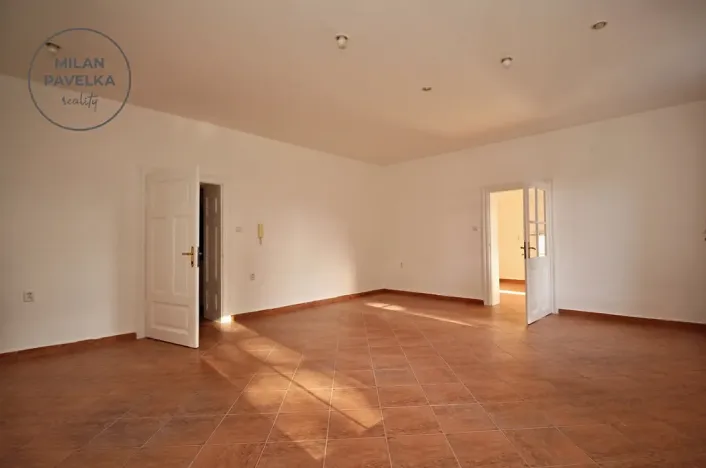 Pronájem rodinného domu, Březina, 285 m2