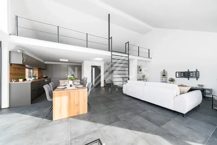 Prodej bytu 4+kk, Příbram, Borová, 185 m2