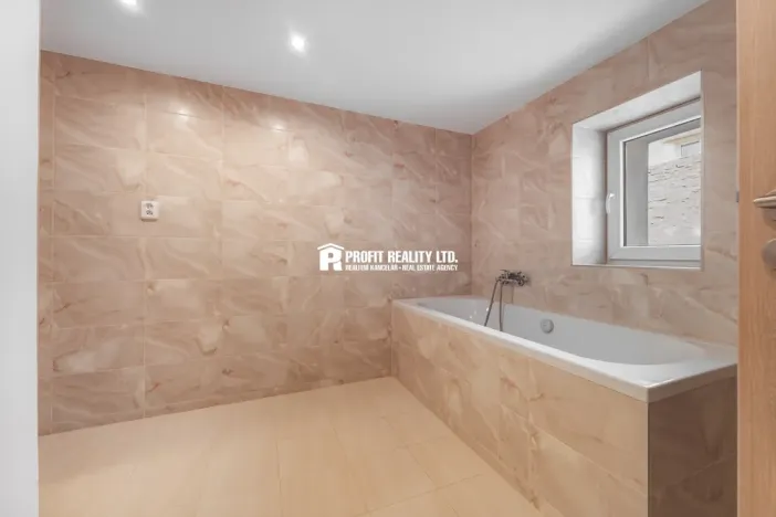 Prodej rodinného domu, Mirovice, Husova, 147 m2