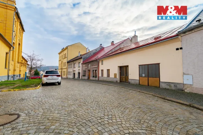 Prodej činžovního domu, Polná, Komenského, 200 m2