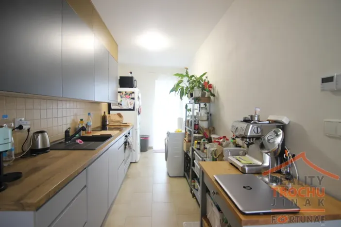 Pronájem bytu 3+kk, Hradec Králové, Poděbradova, 70 m2