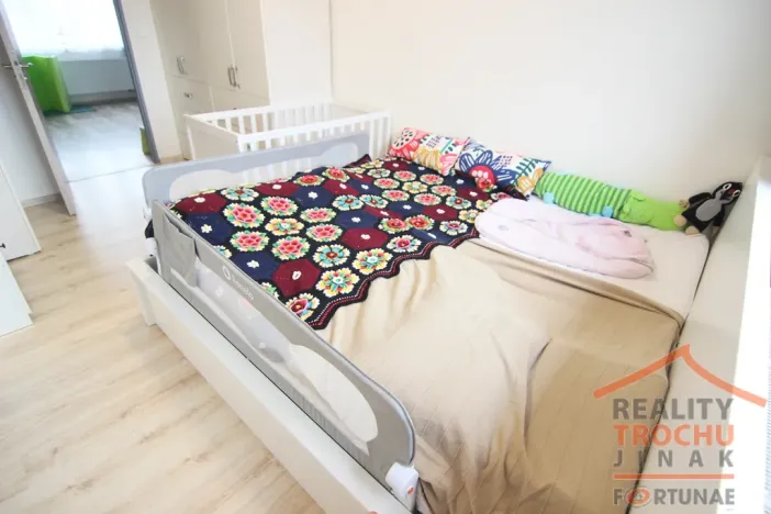 Pronájem bytu 3+kk, Hradec Králové, Poděbradova, 70 m2