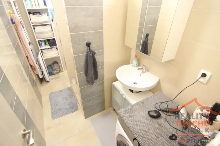 Pronájem bytu 3+kk, Hradec Králové, Poděbradova, 70 m2