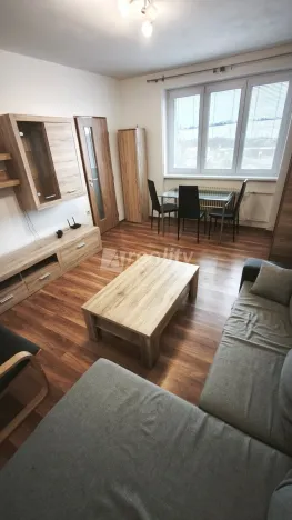 Pronájem bytu 2+1, Náměšť nad Oslavou, 55 m2