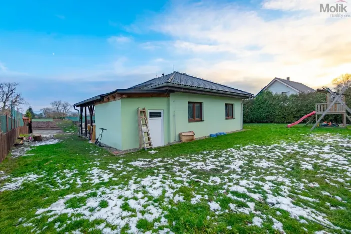 Prodej rodinného domu, Přestanov, 834 m2