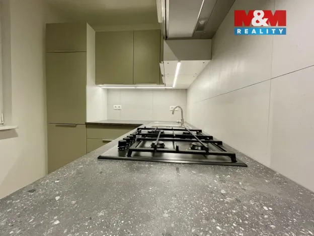 Pronájem bytu 2+1, Praha - Strašnice, U krbu, 55 m2