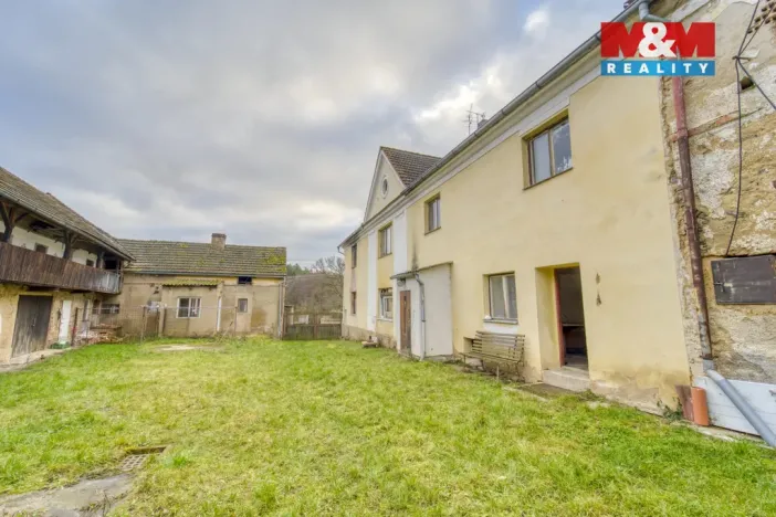 Prodej rodinného domu, Stříbro - Otročín, 300 m2