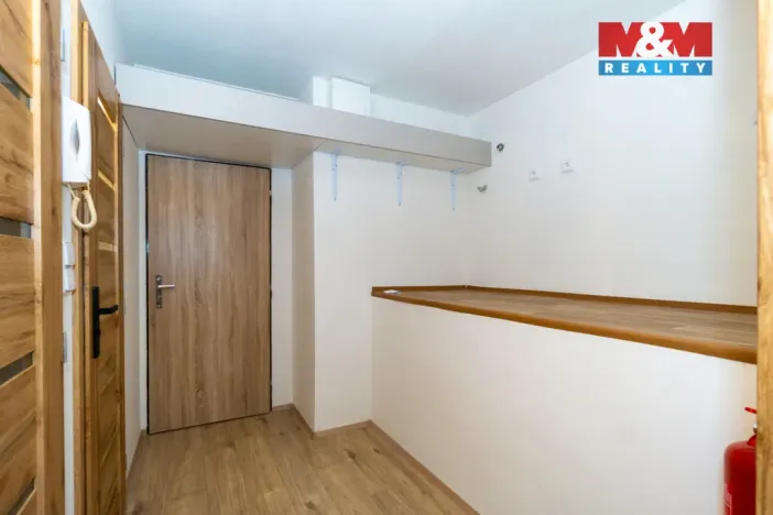 Prodej bytu 2+kk, Pardubice, K Polabinám, 43 m2