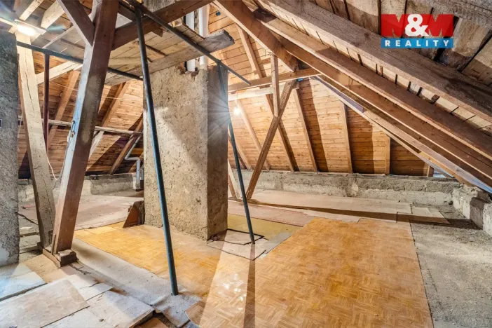 Prodej bytu 2+1, Jablonec nad Nisou, Vysoká, 114 m2