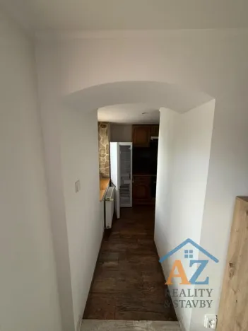 Pronájem bytu 1+1, Chomutov, Dobrovského, 50 m2