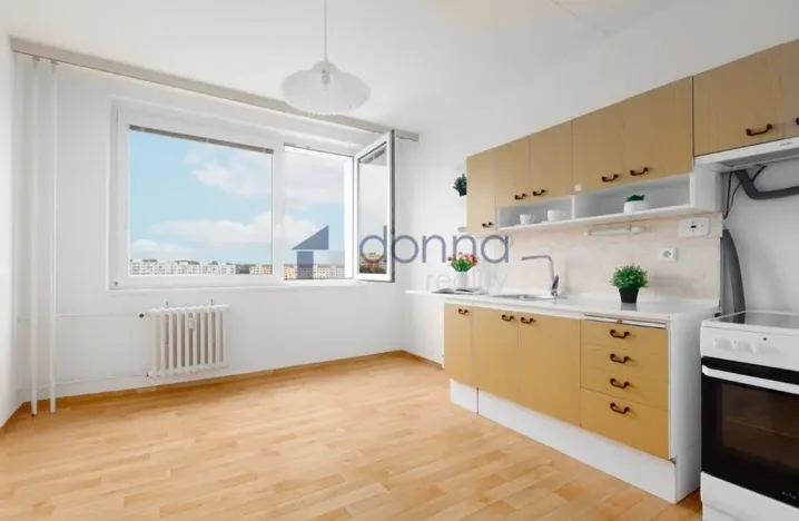 Pronájem bytu 3+1, Praha, Vybíralova, 77 m2