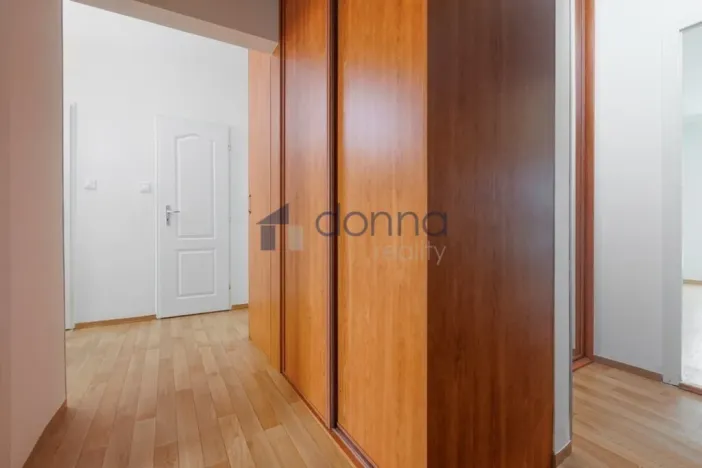 Pronájem bytu 3+1, Praha, Vybíralova, 77 m2