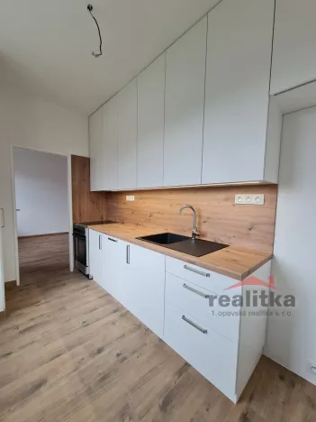 Pronájem bytu 2+1, Krnov - Pod Cvilínem, SPC H, 50 m2