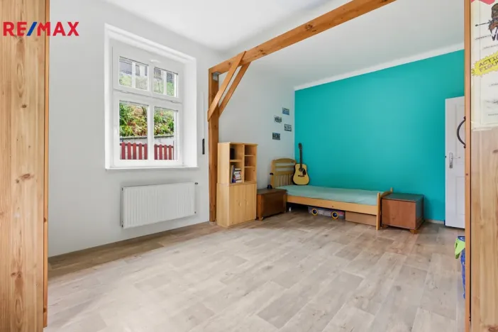 Prodej bytu 4+1, Karlovy Vary, Ondříčkova, 87 m2