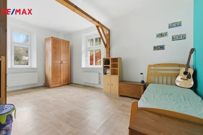 Prodej bytu 4+1, Karlovy Vary, Ondříčkova, 87 m2