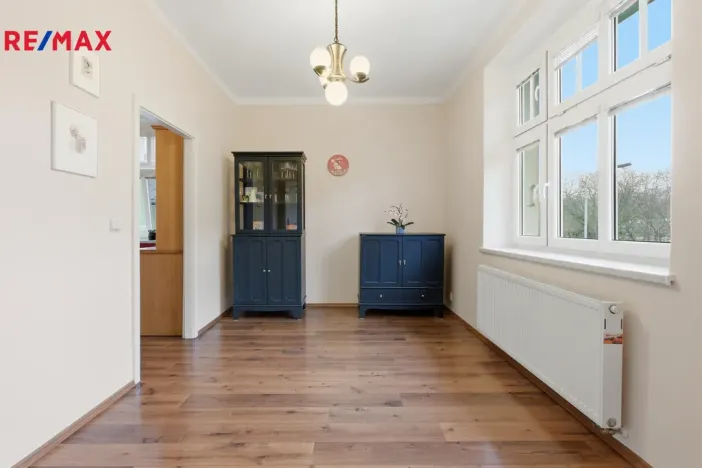 Prodej bytu 4+1, Karlovy Vary, Ondříčkova, 87 m2