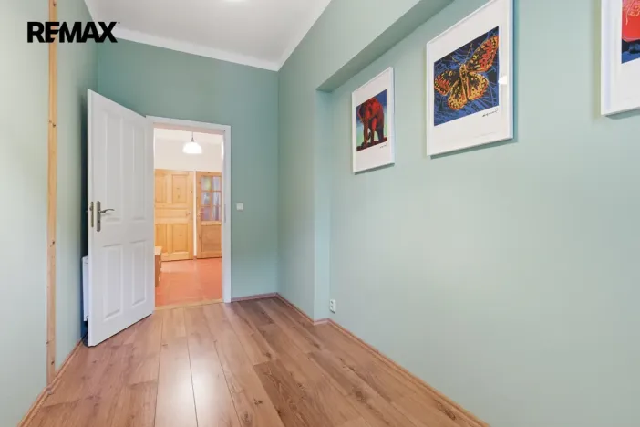 Prodej bytu 4+1, Karlovy Vary, Ondříčkova, 87 m2