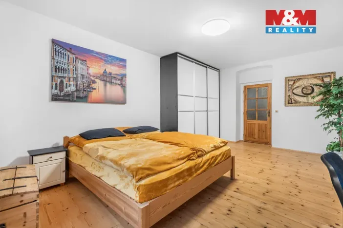 Prodej bytu 4+1, Velvary, Tyršova, 218 m2