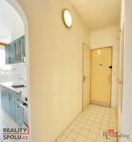 Pronájem bytu 2+1, Karlovy Vary - Drahovice, Boženy Němcové, 66 m2